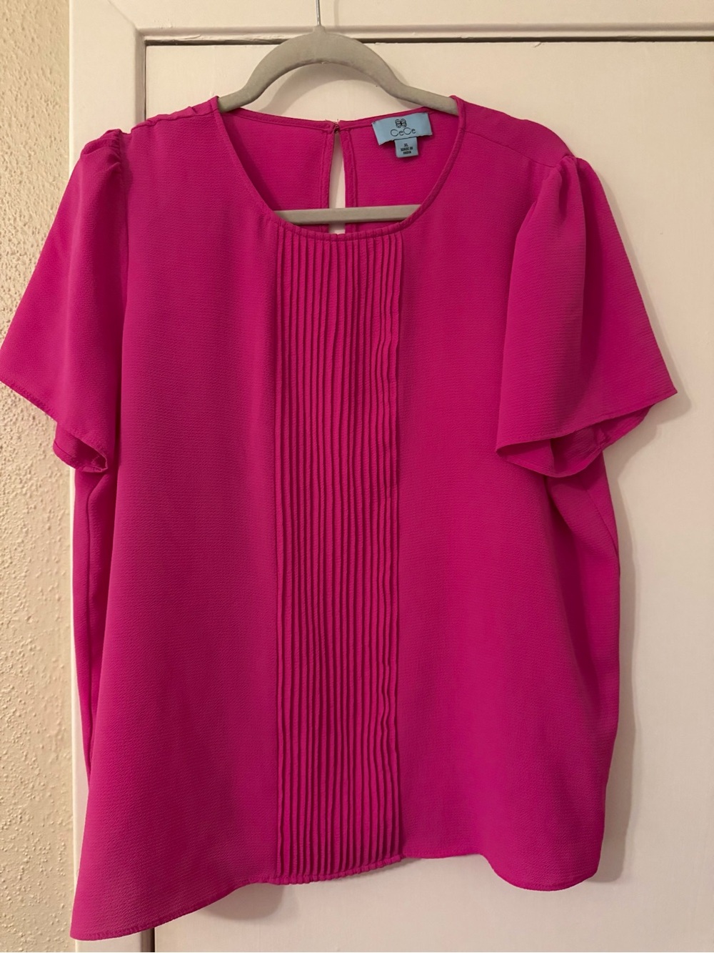 CeCe Fuchsia Pleated Front Flutter Sleeve Blouse